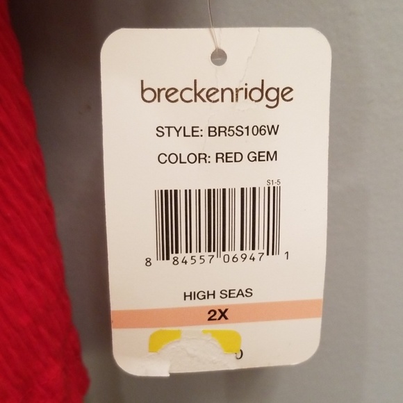 Breckenridge Woman Red 3/4 Length Sleeve Top in 2X - Picture 6 of 8